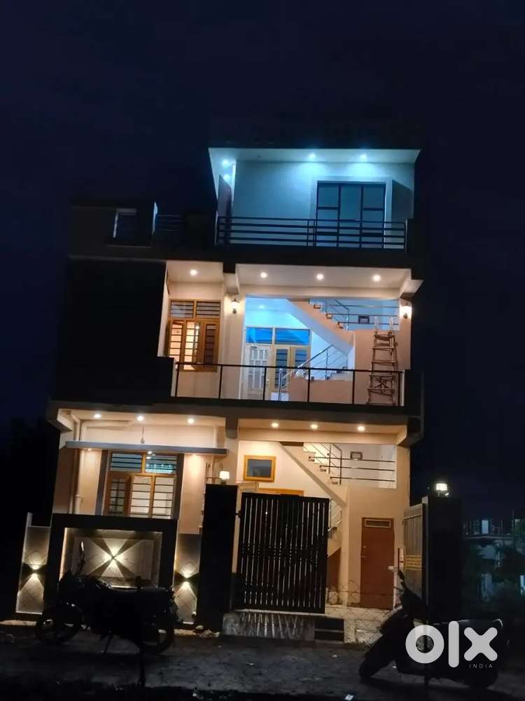 4bhk read to move house in Premnagar