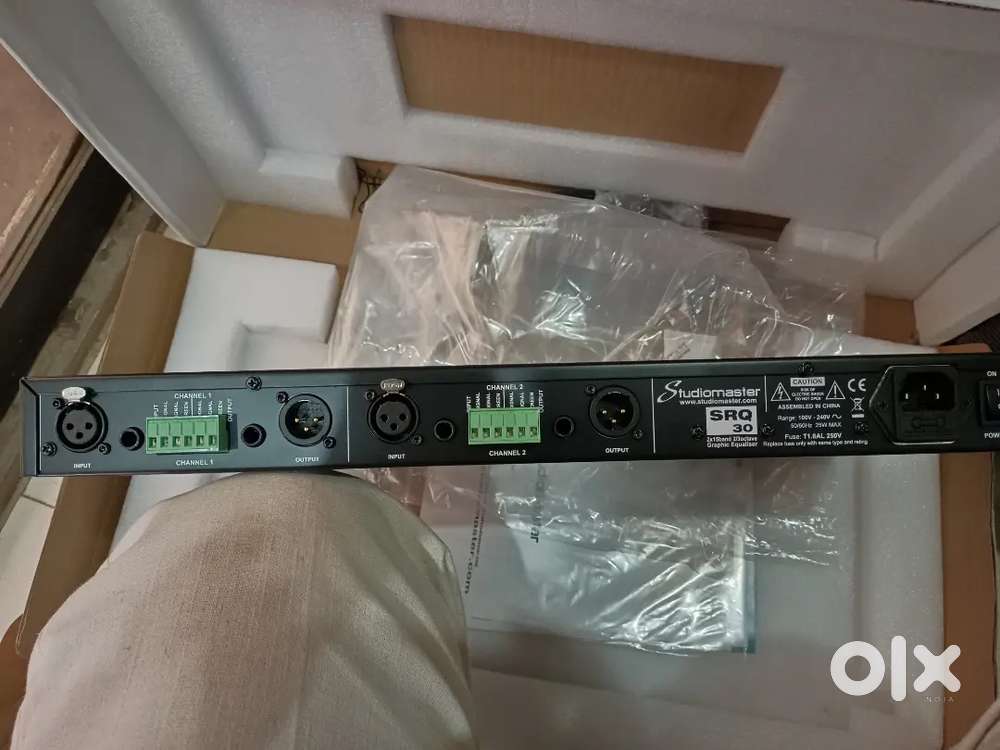 STUDIO MASTER EQUALIZER NEW CONDITION NO NEWS