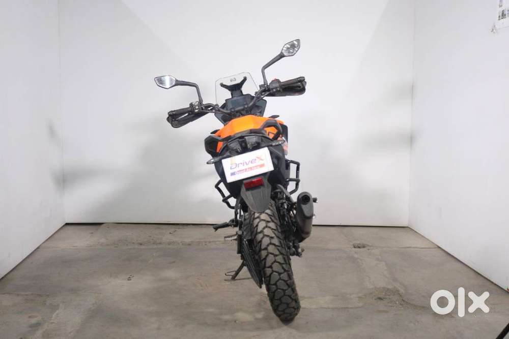 1100 KTM ADVENTURE 390