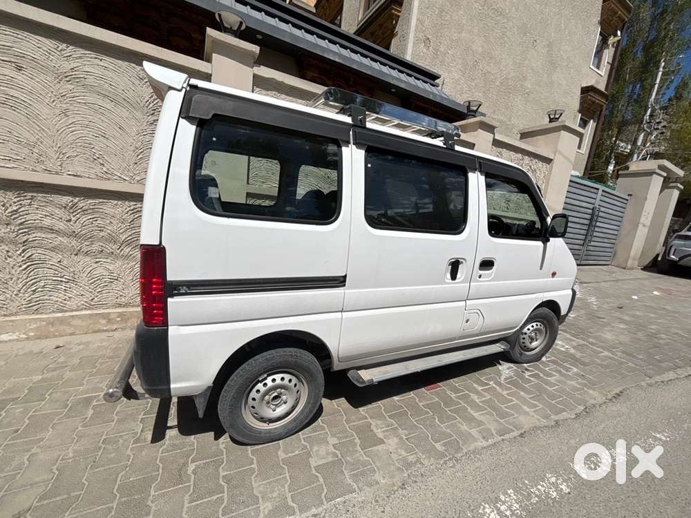 Maruti Suzuki Eeco 2023 Petrol Well Maintained