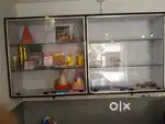 Cabinet will wall showcase for shop