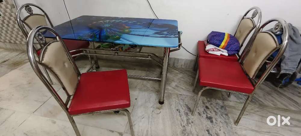 Dinning table