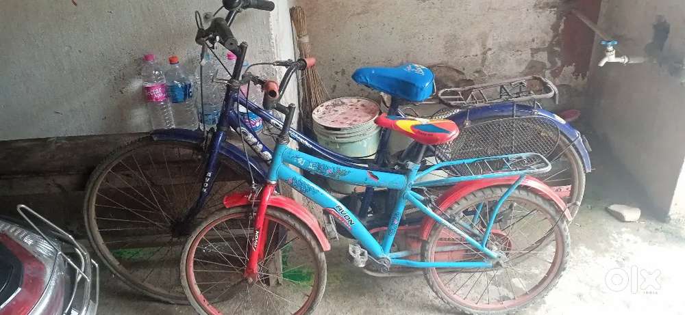 Good condition ( Ladess cycle,kids cycle)