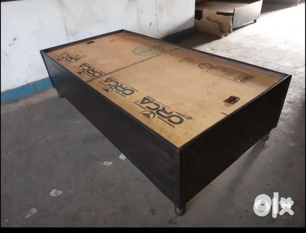 New diwan with storage box