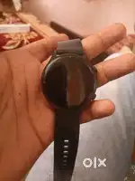noisefit smartwatch