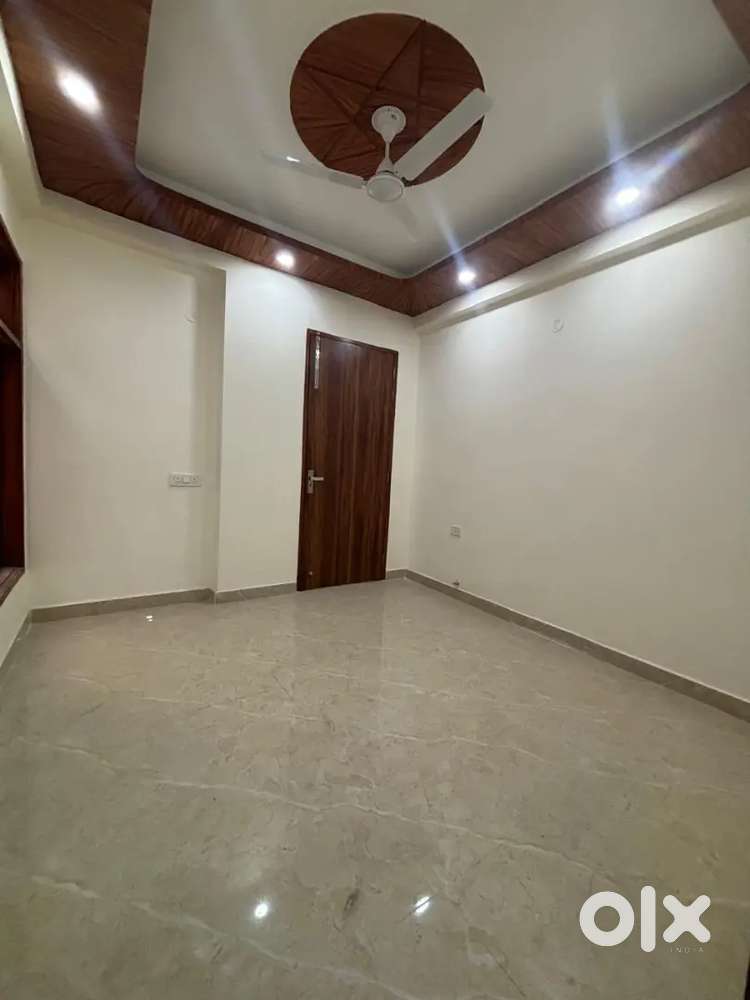 Freedom fighter enclave Saket metro