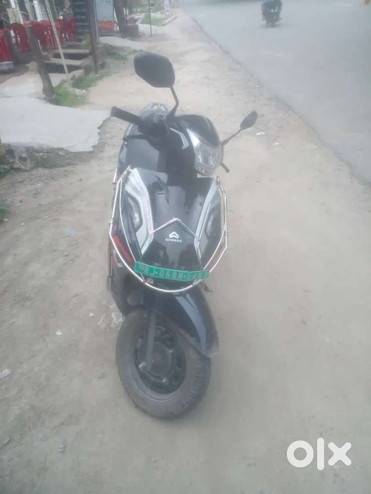 Sell karni hai new 2025 model new condition