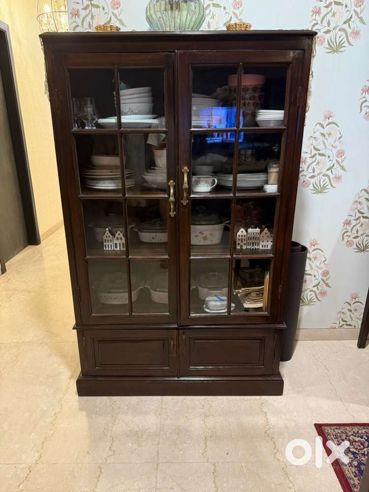 Crockery unit