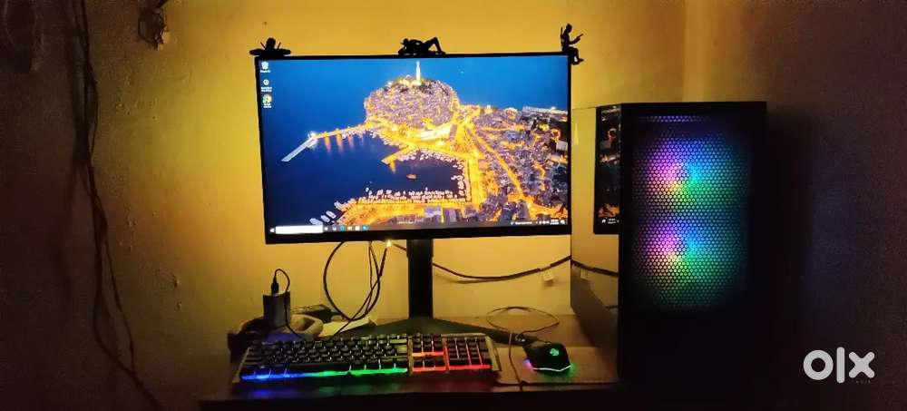 Ryzen 5 Gaming pc under warranty new condition