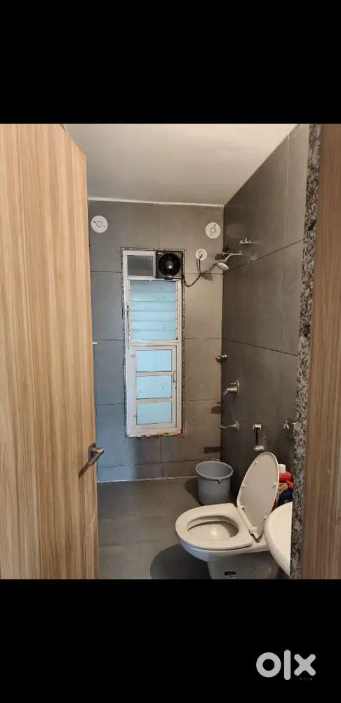 Rent  25000/-  including  with  Maintenance