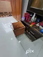 Dressing table