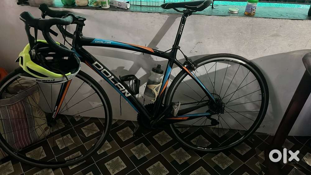 Dolan Full Carbon Road Bike – Shimano 105