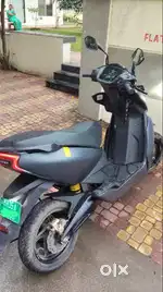 Brand new condition 1 yr old ather 450s model 90 KM range