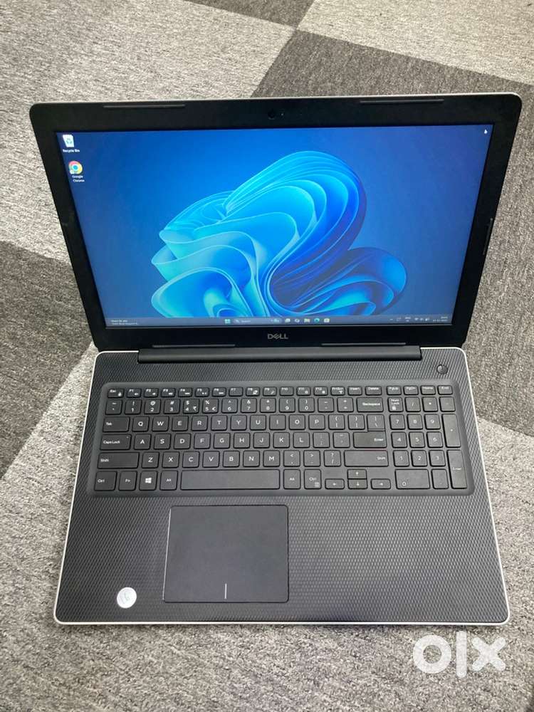 Dell Inspiron / i3 / 7th gen / 12gb / 256gb ssd / 1TB hdd / with bill