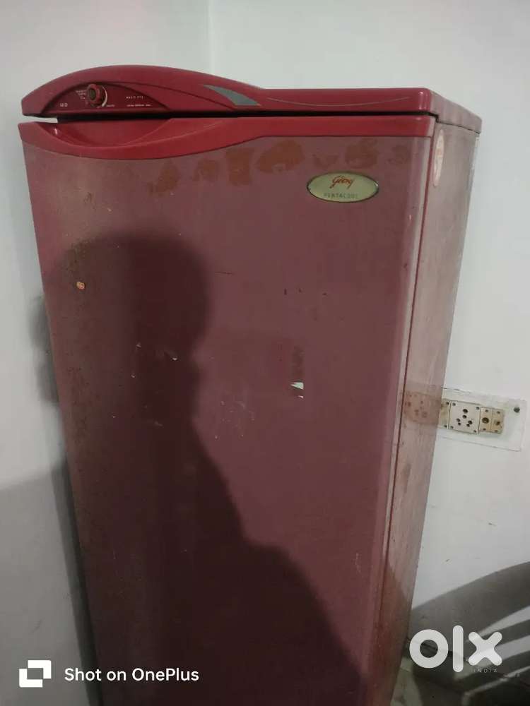 Selling Godrej fridge