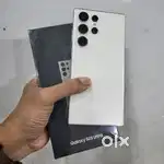 1.5 year old Samsung s23 ultra(global) wid box and documents..