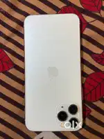 iPhone 11 64GB Silver – With Box & Bill | Excellent Condition