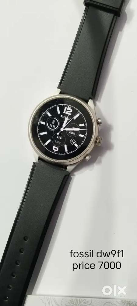 Smart watch. fossil dw9f1 good Condition and fire boltt ninja calling