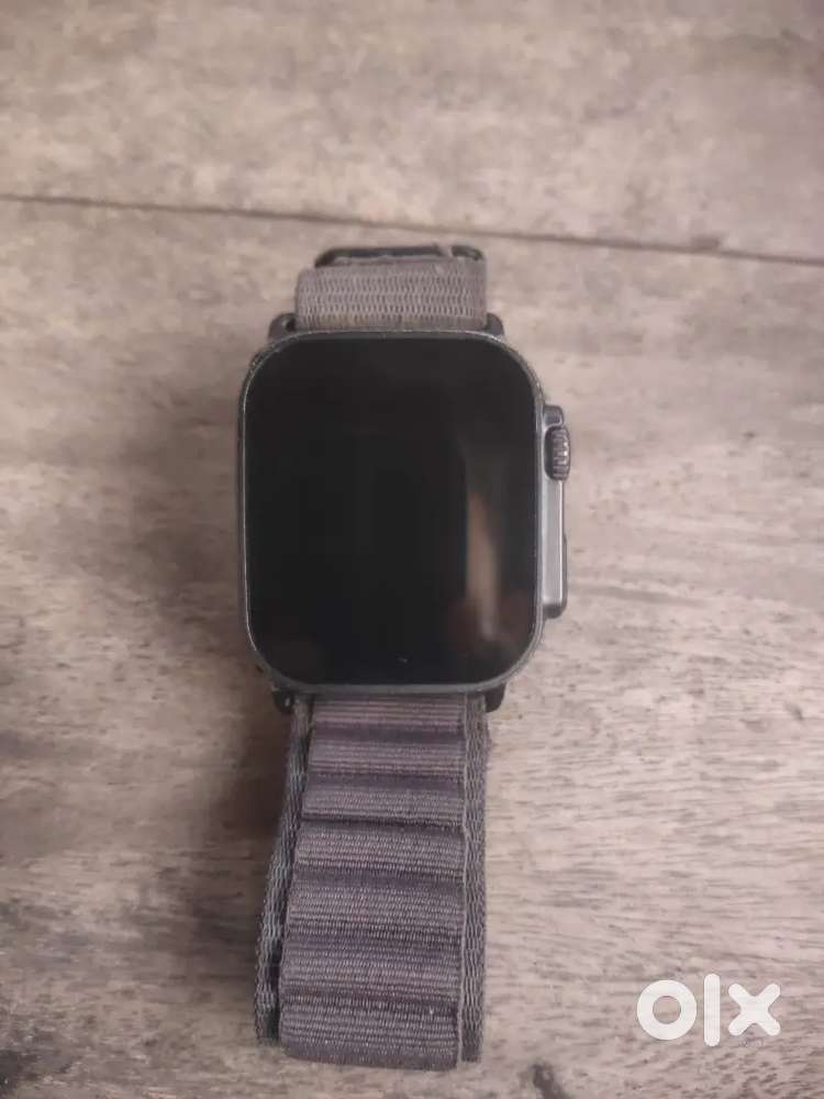 Cellecor M4 Rush Smartwatch with Charger,Excellent Working Condition