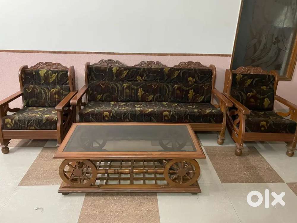 Sofa set with cover