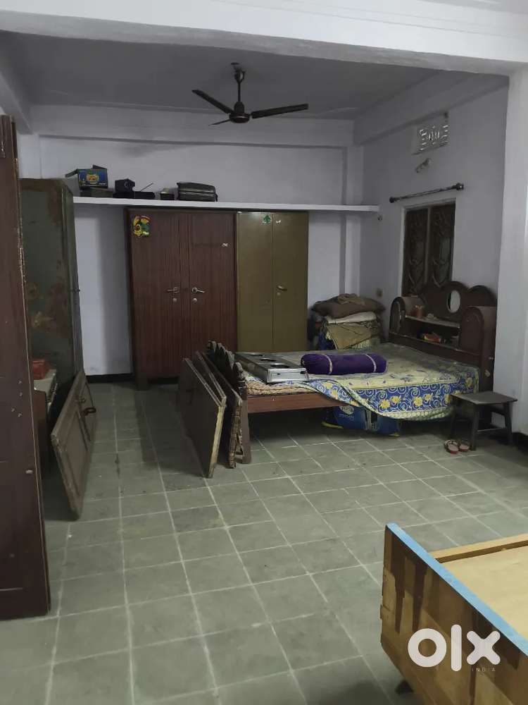 Only for muslims, Urgent for rent fully ventilated