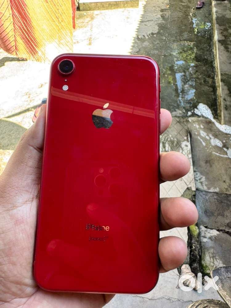 iPhone XR in Good Condition URGENT SELL