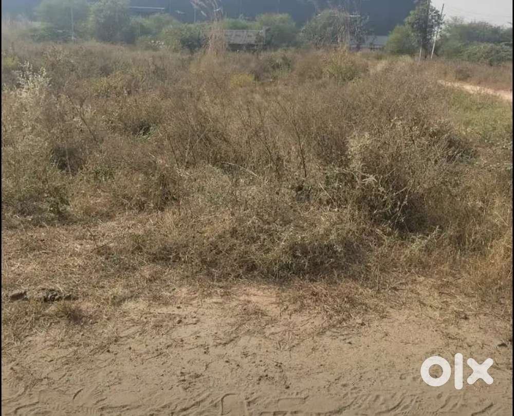 138 GAJH KA PLOT MAIN AZADGARH ROAD PER H