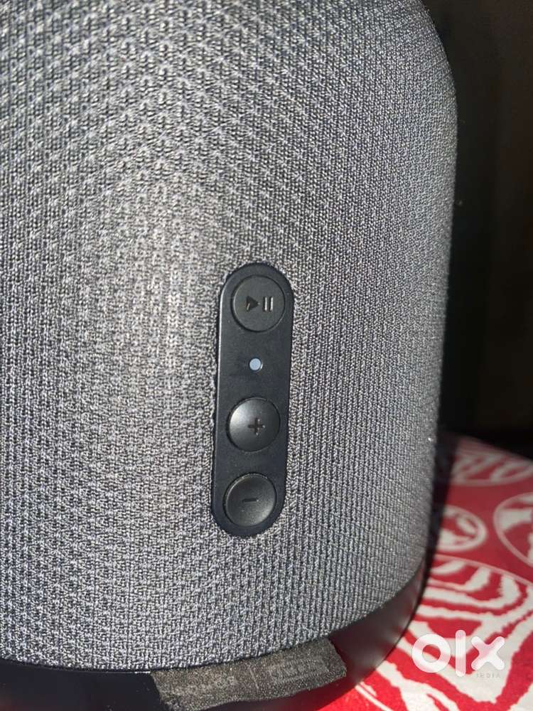 Sonos Speaker + Free Light (Worth ₹1500)  Excellent Condition