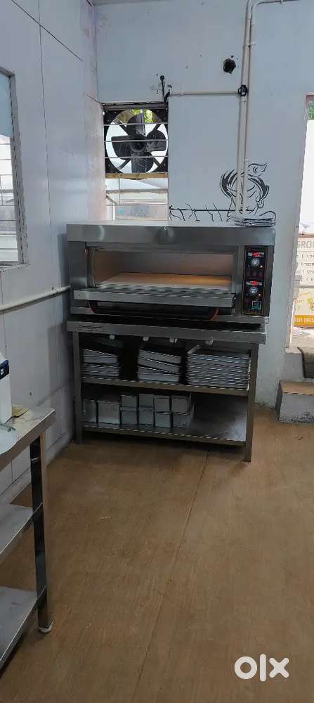 Electric oven for Pizza and breads
