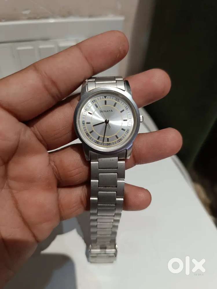 sonata analog watch for men
