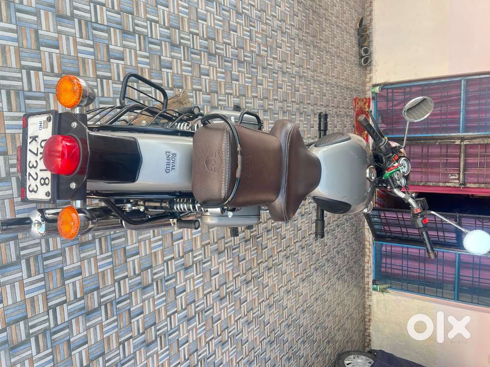 Royal Enfield Classic 350 – Top Model  Model: Class