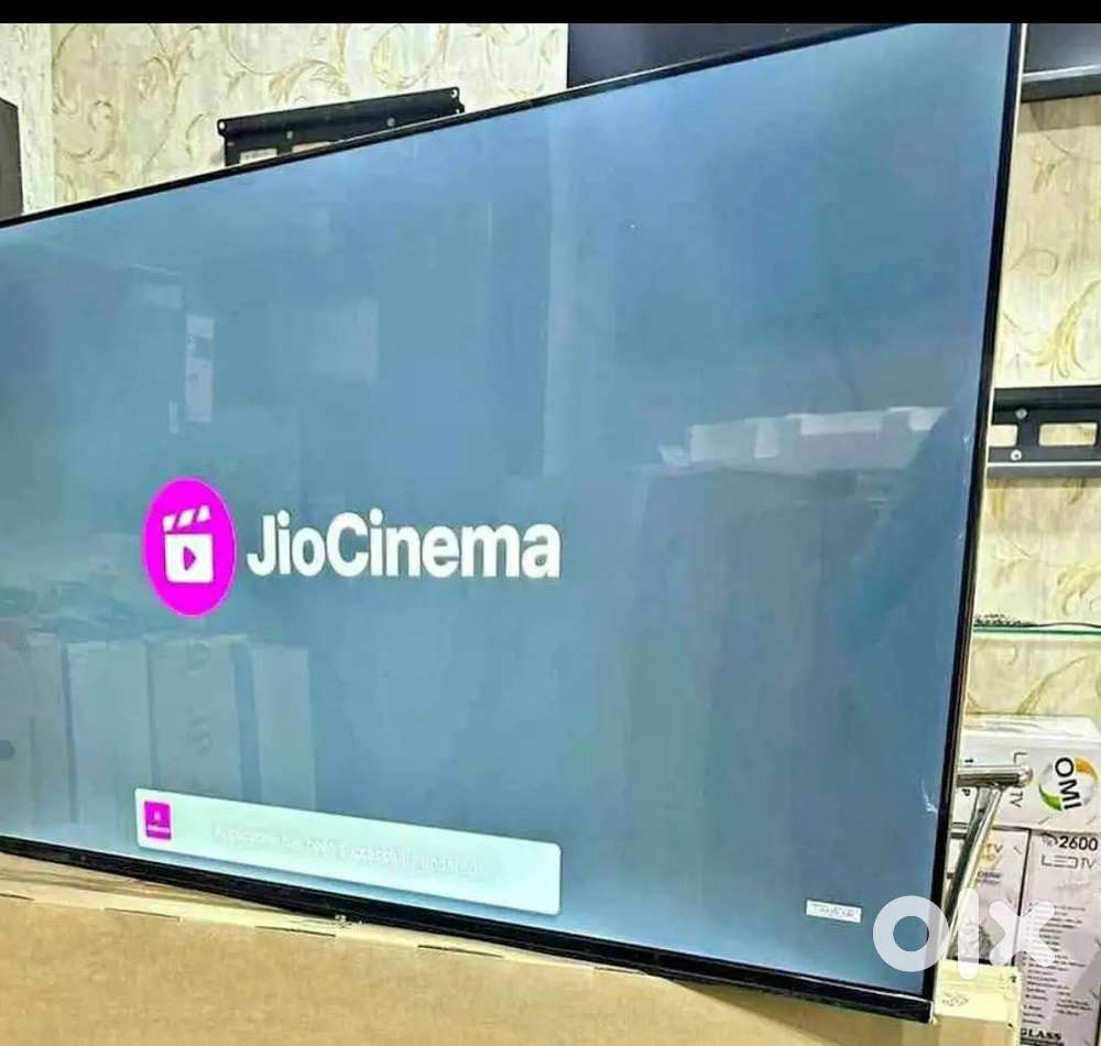 43 inch smart android framelessef tv with 600 channel free in tv