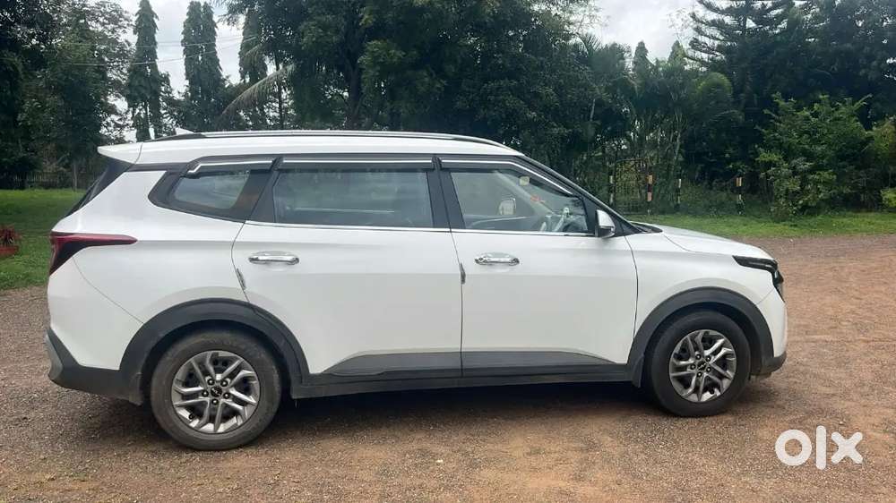 Kia Carens 2023 Diesel 47000 Km Driven