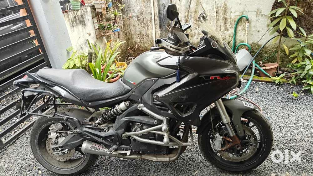 2020 Reg Benelli 600GT better than 600i
