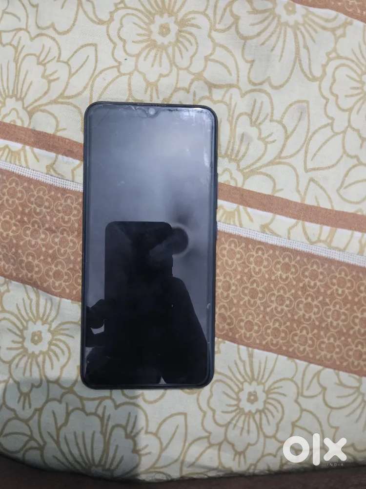 Vivo 1915 smartphone (4gb 128gb variant)