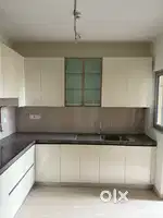 Unused Modular Kitchen by Sleek – Premium Setup at Sale Price!
