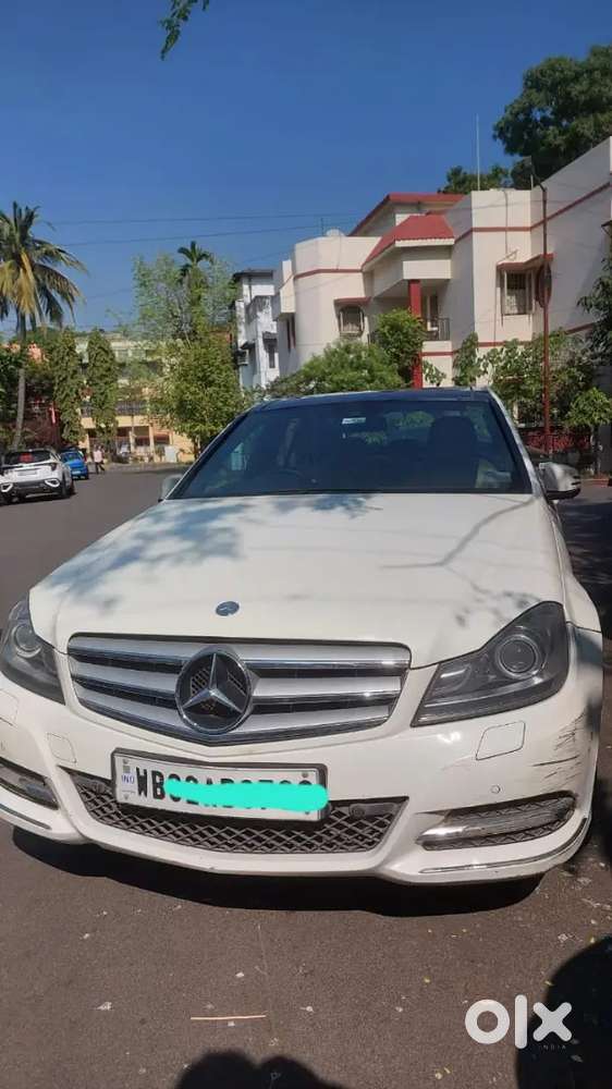 Mercedes-Benz C-Class 2012 Diesel 75764 Km Driven