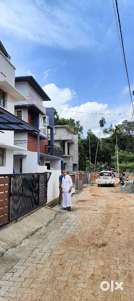 5 cents plot in a gated project in Thengod near infopark kakkanad