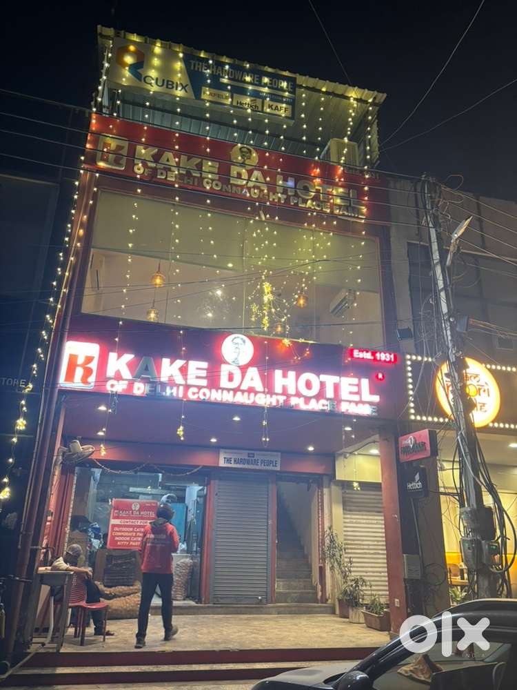 Sarvice boy, waiter, Hosekeping, u t boy