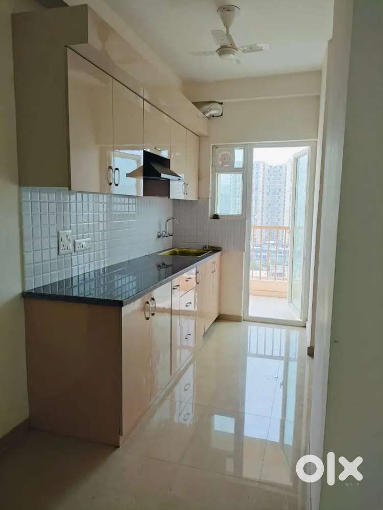 2bhk semi Apex Splendour near D-mart