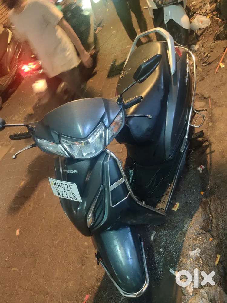 Good condition activa 6G