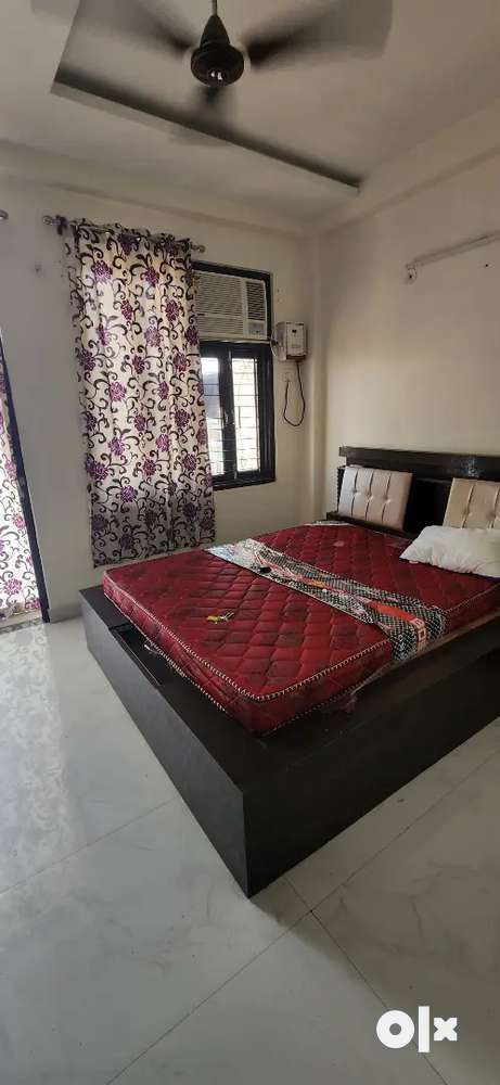 Fully furnished, 2bhk Flat sofa bed ac fridge all available on Rent