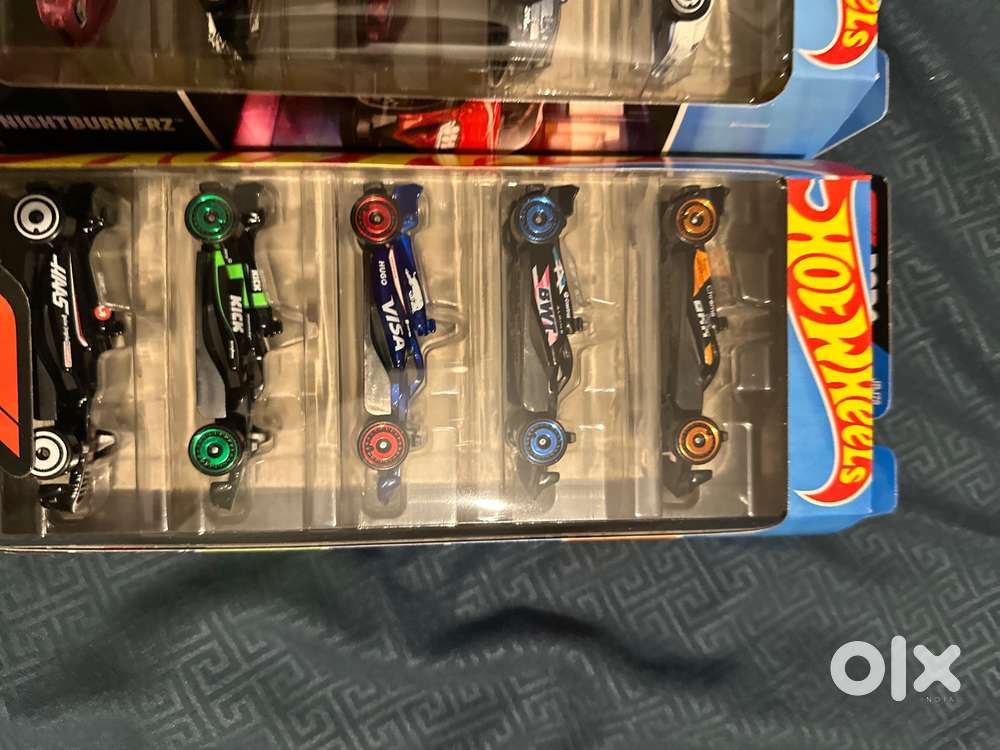 “Exclusive Hot Wheels Collectibles – Rare F1 edition.5 combo