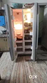 Lg side by side