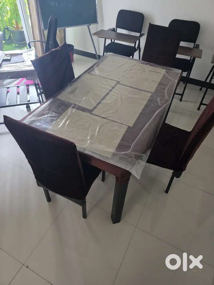 Four seater Dining table