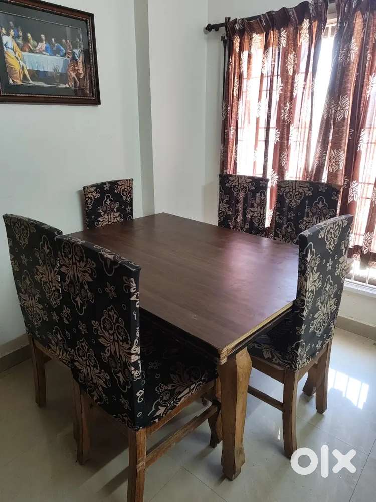 Dinning table