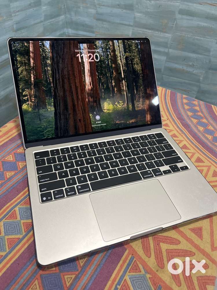 Macbook M4 Air.  4 months old