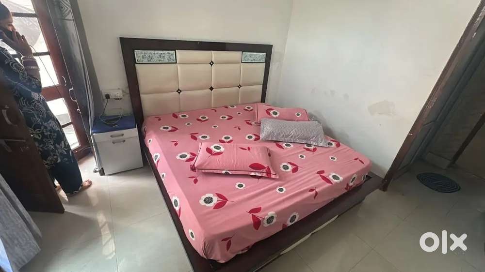 Newly two bedroms dinning room washrooms modular kitchen car parking