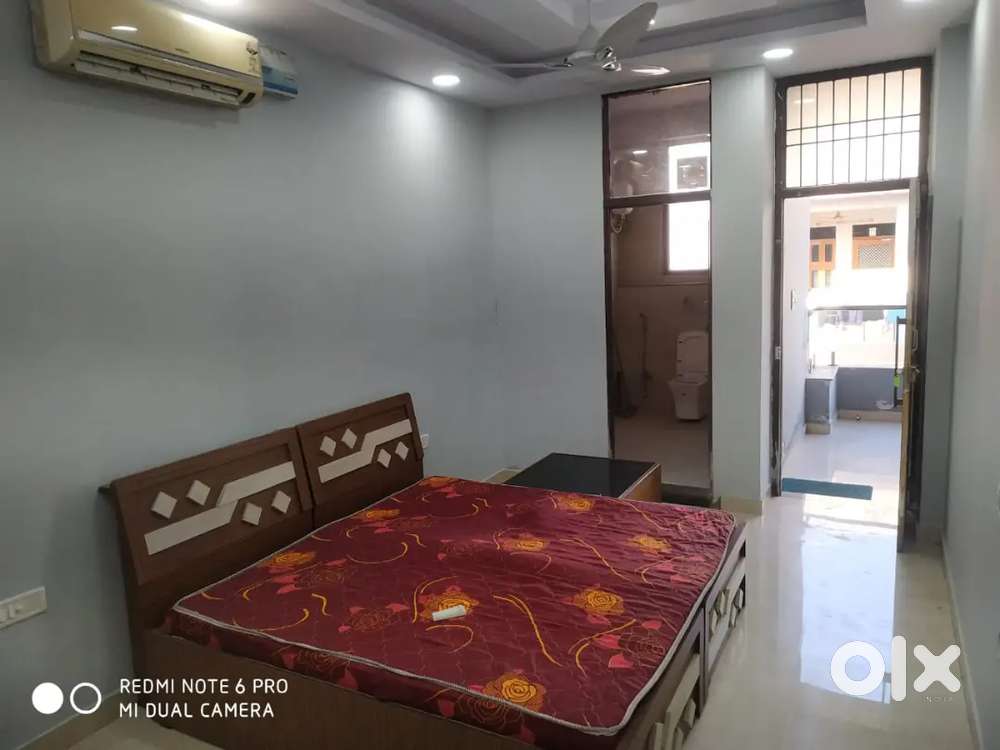 ONE ROOM ATTECHED WASHROOM