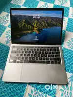 Macbook pro 13 inch, M2 chip 8/256GB